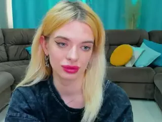 AdeleArt's Live Sex Cam Show