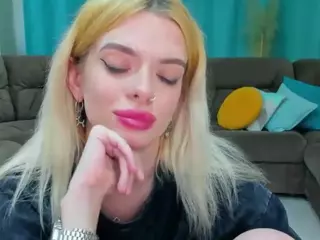 AdeleArt's Live Sex Cam Show