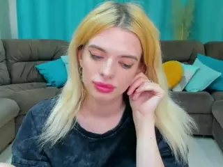 AdeleArt's Live Sex Cam Show