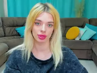 AdeleArt's Live Sex Cam Show