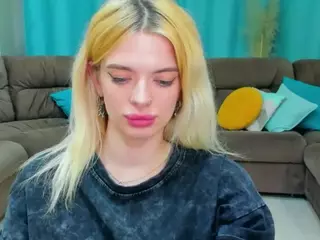 AdeleArt's Live Sex Cam Show