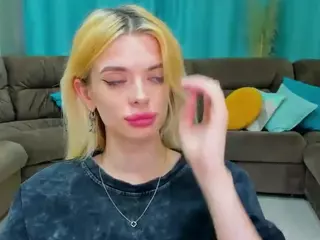 AdeleArt's Live Sex Cam Show
