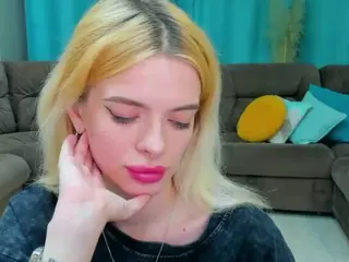 AdeleArt's Live Sex Cam Show