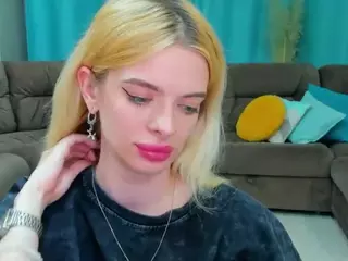 AdeleArt's Live Sex Cam Show