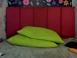ZarayBlanket's Live Sex Cam Show