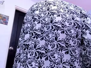 Agatha-xxx69's Live Sex Cam Show