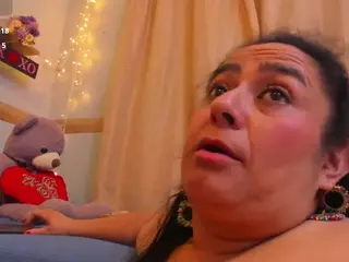 Agatha-xxx69's Live Sex Cam Show