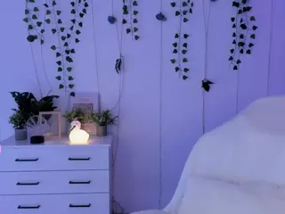 MiaVixxen's Live Sex Cam Show