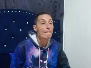 anyu1306's Live Sex Cam Show