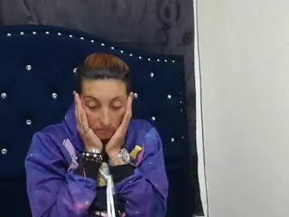 anyu1306's Live Sex Cam Show