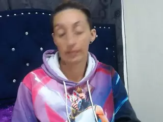 anyu1306's Live Sex Cam Show