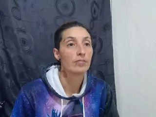 anyu1306's Live Sex Cam Show