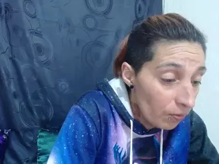 anyu1306's Live Sex Cam Show