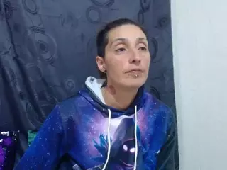 anyu1306's Live Sex Cam Show