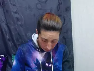 anyu1306's Live Sex Cam Show