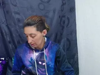 anyu1306's Live Sex Cam Show