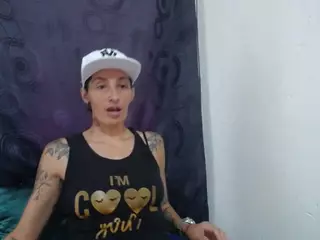 anyu1306's Live Sex Cam Show