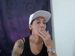 anyu1306's Live Sex Cam Show
