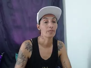 anyu1306's Live Sex Cam Show