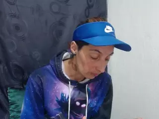 anyu1306's Live Sex Cam Show