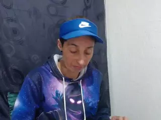 anyu1306's Live Sex Cam Show