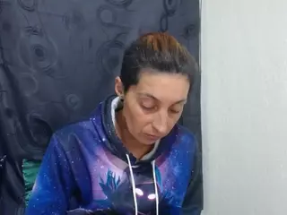 anyu1306's Live Sex Cam Show