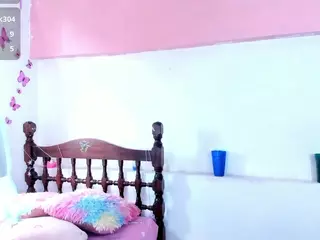 Karla-soussa's Live Sex Cam Show