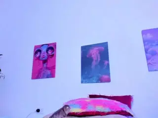 amber-66's Live Sex Cam Show