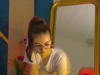 ArielQuinn's Live Sex Cam Show