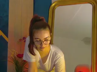 ArielQuinn's Live Sex Cam Show