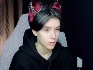 HyeonJin's Live Sex Cam Show
