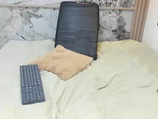 Jessy Evaans's Live Sex Cam Show