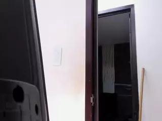 Jessy Evaans's Live Sex Cam Show