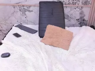 Jessy Evaans's Live Sex Cam Show