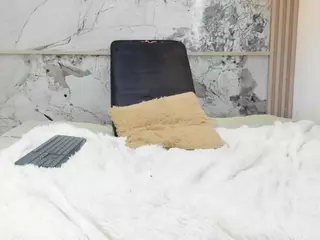 Jessy Evaans's Live Sex Cam Show