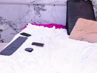 Jessy Evaans's Live Sex Cam Show