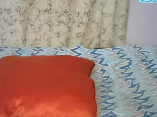 MAYA's Live Sex Cam Show