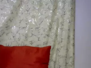 MAYA's Live Sex Cam Show