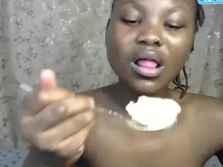 MAYA's Live Sex Cam Show