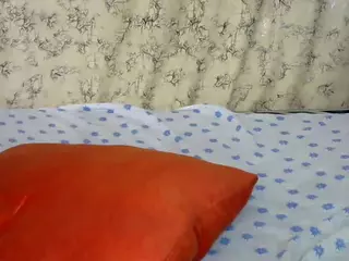 MAYA's Live Sex Cam Show