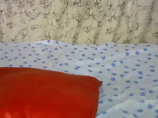 MAYA's Live Sex Cam Show