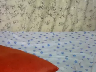 MAYA's Live Sex Cam Show