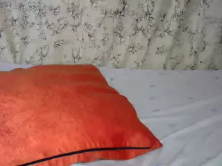 MAYA's Live Sex Cam Show