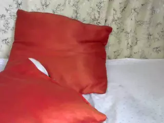 MAYA's Live Sex Cam Show