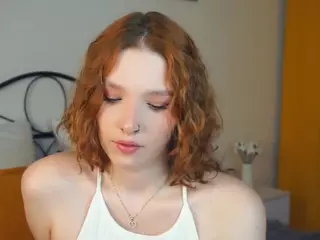 SilviaDangerfield's Live Sex Cam Show