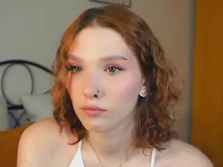 SilviaDangerfield's Live Sex Cam Show