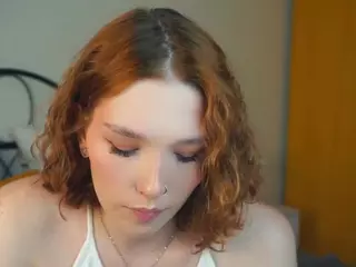 SilviaDangerfield's Live Sex Cam Show