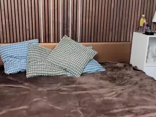 IninityKitty's Live Sex Cam Show