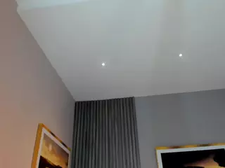 Kloe's Live Sex Cam Show