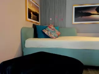 Kloe's Live Sex Cam Show